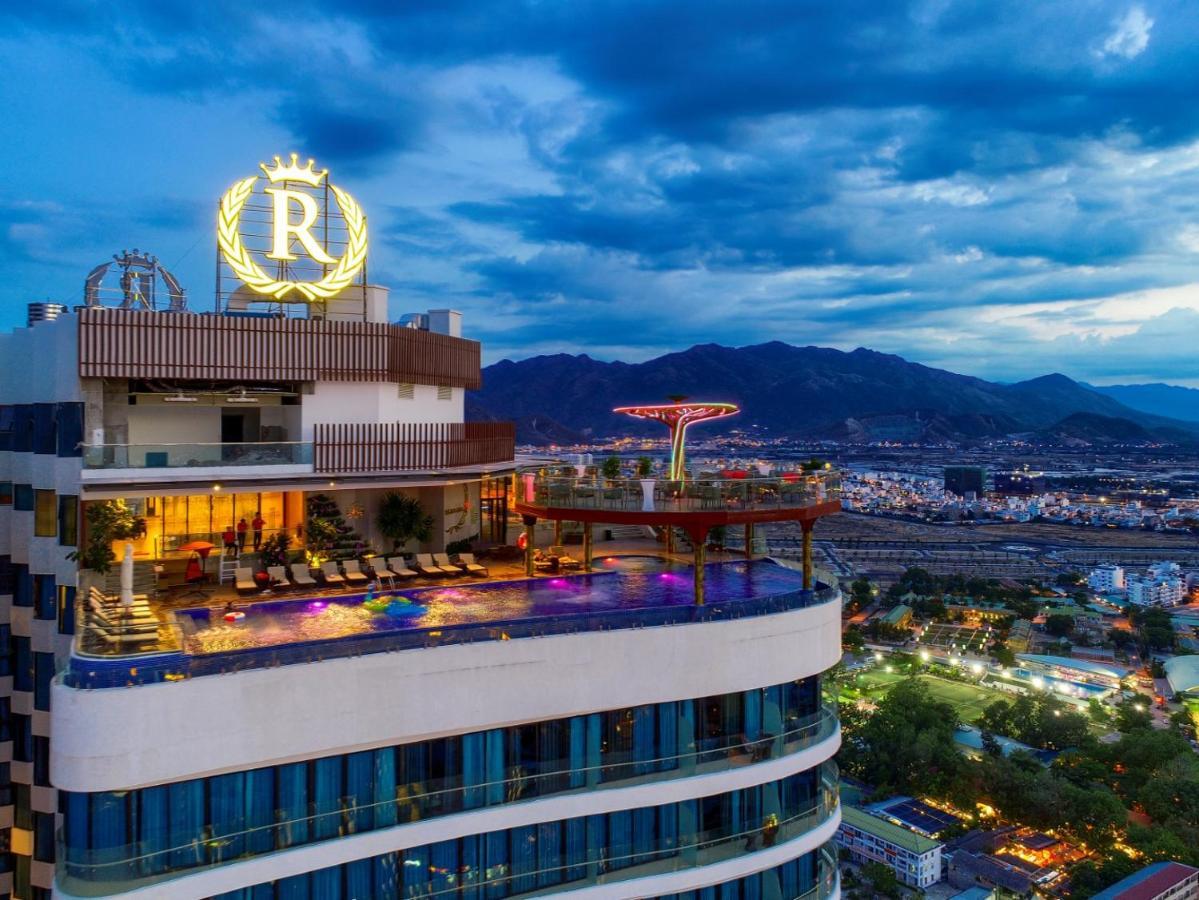 Regalia Gold Hotel Nha Trang Exterior foto